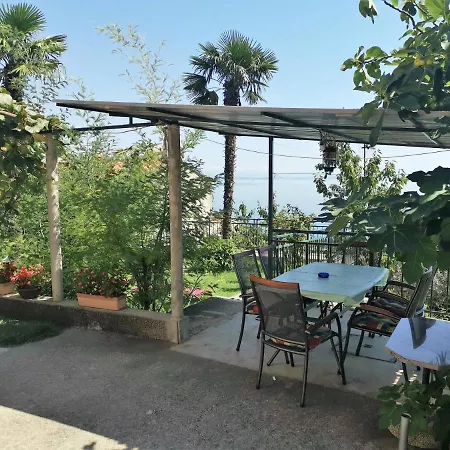 Zeljka - Free Parking A1 Opatija. Kvarner